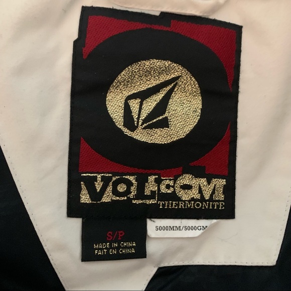 Volcom Snow Jacket - Picture 3 of 3